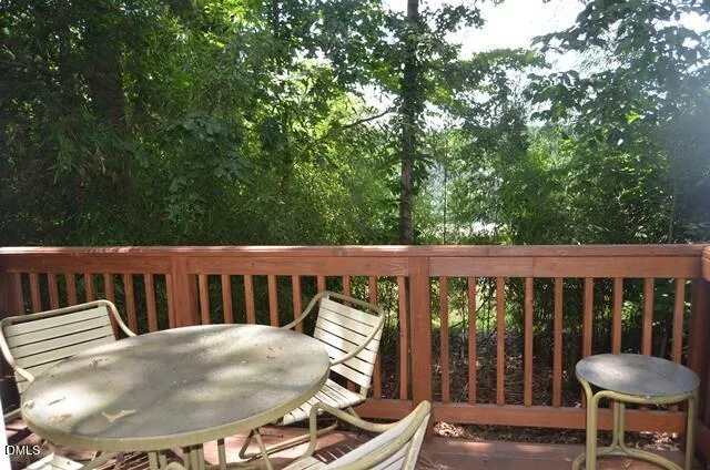 311 Columbia Place E Chapel Hill, NC 27516