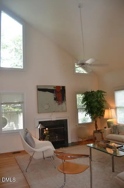 311 Columbia Place E Chapel Hill, NC 27516