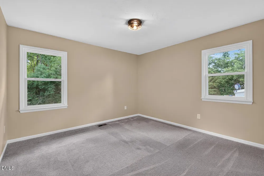 539 Riddle Avenue Hillsborough, NC 27278