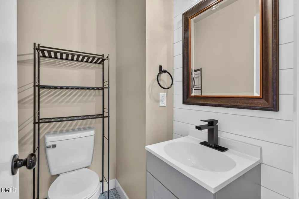 539 Riddle Avenue Hillsborough, NC 27278