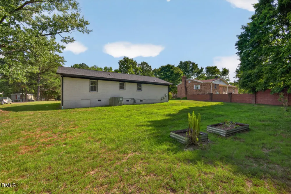 539 Riddle Avenue Hillsborough, NC 27278