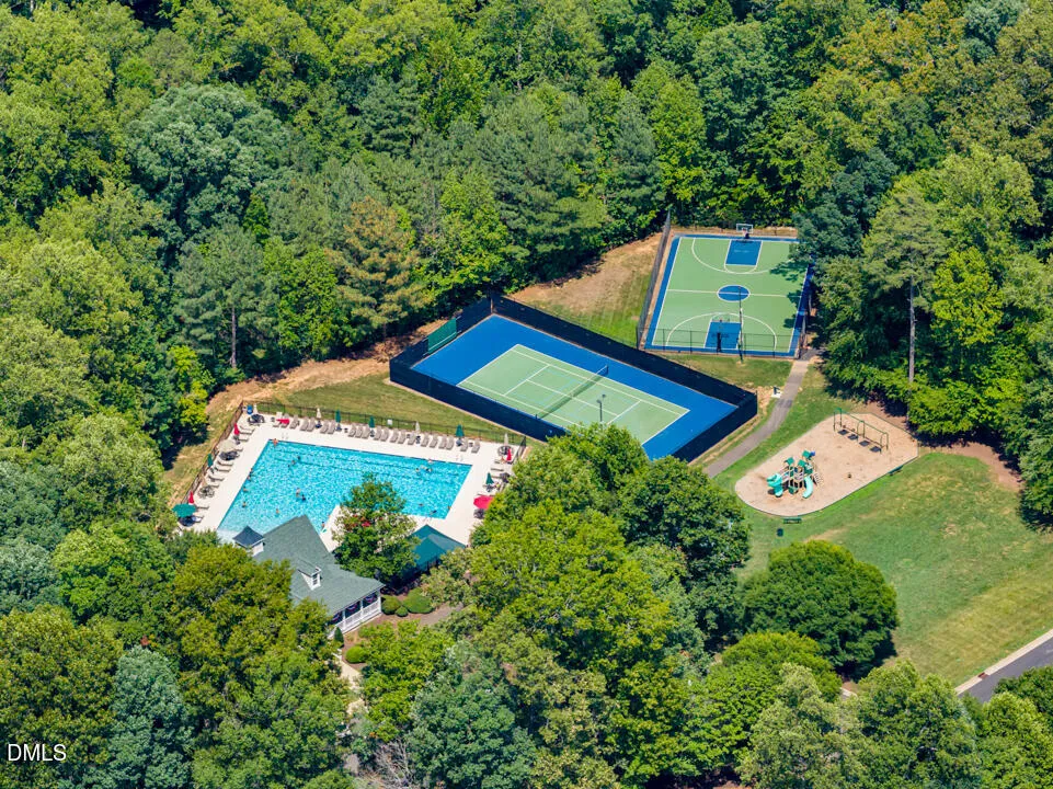 605 Scotswood Boulevard Hillsborough, NC 27278