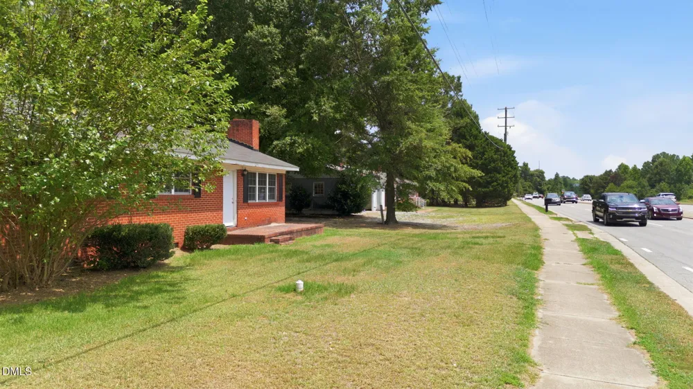 2028 Broad Street Fuquay Varina, NC 27526