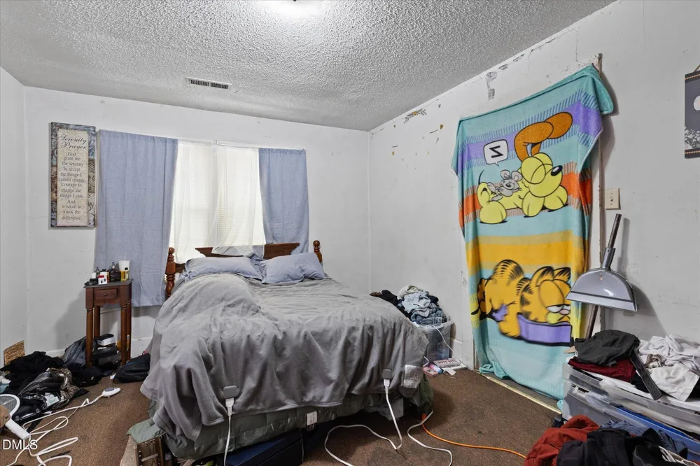 112 Peace Street Oxford, NC 27565