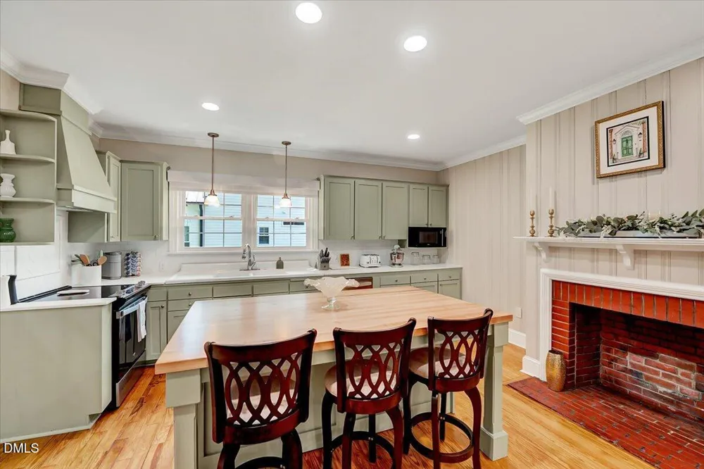 402 Main Street Four Oaks, NC 27524