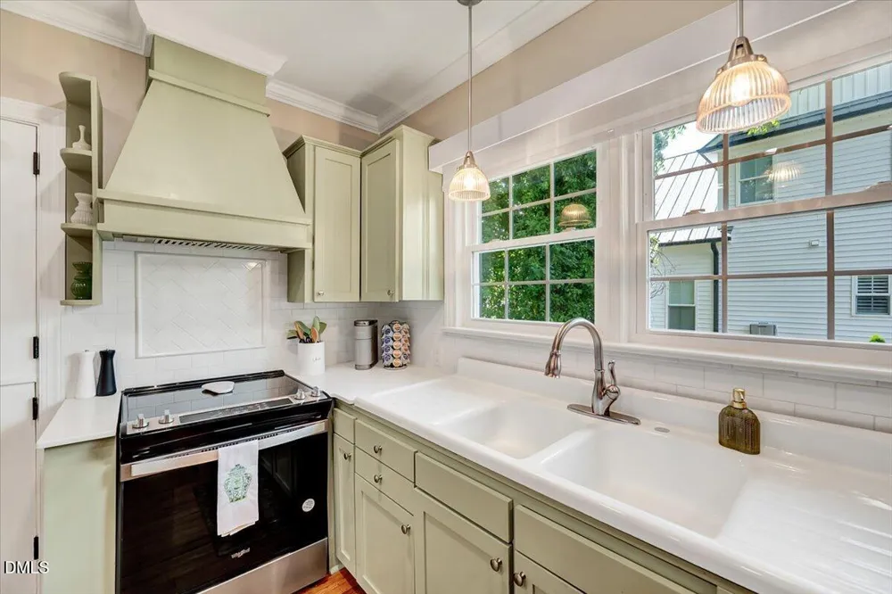 402 Main Street Four Oaks, NC 27524