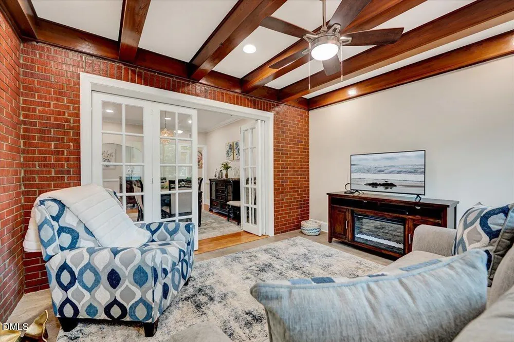 402 Main Street Four Oaks, NC 27524