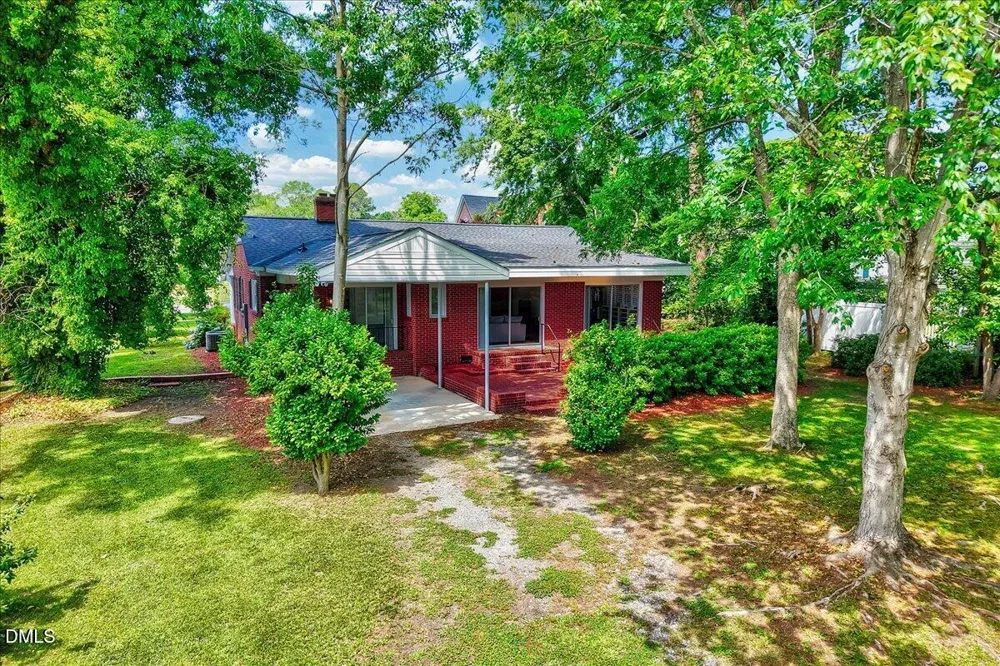 402 Main Street Four Oaks, NC 27524