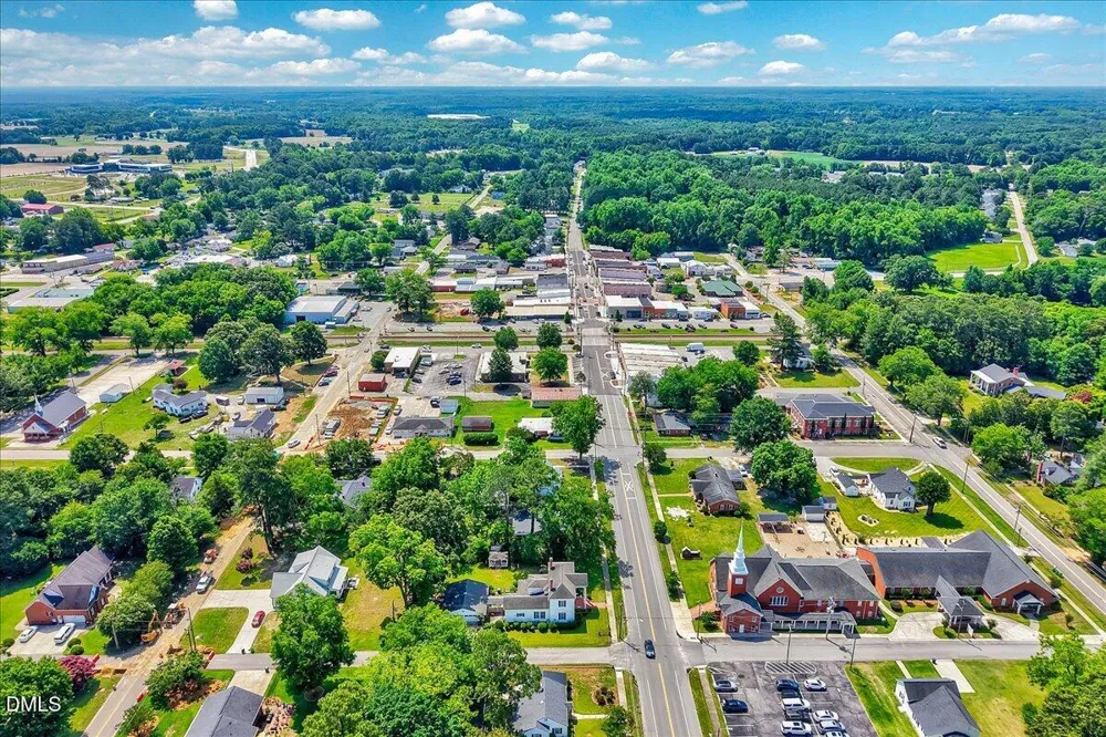 402 Main Street Four Oaks, NC 27524