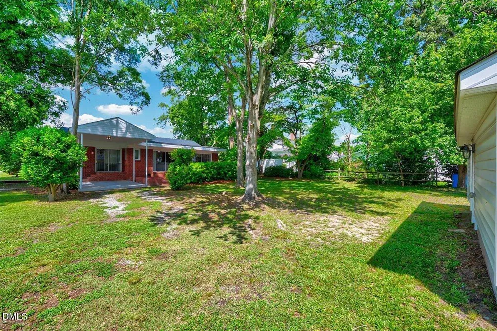 402 Main Street Four Oaks, NC 27524