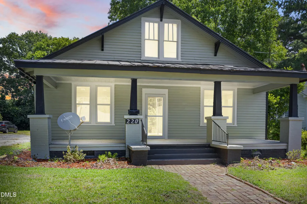 220 Beaman Street Clinton, NC 28328