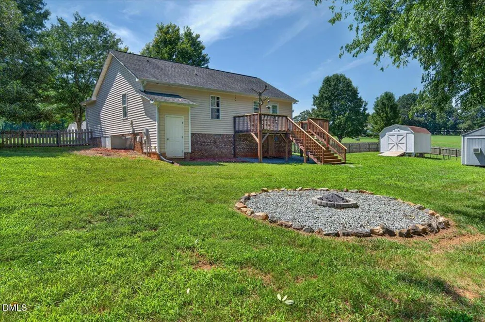 8140 Silas Drive Snow Camp, NC 27349