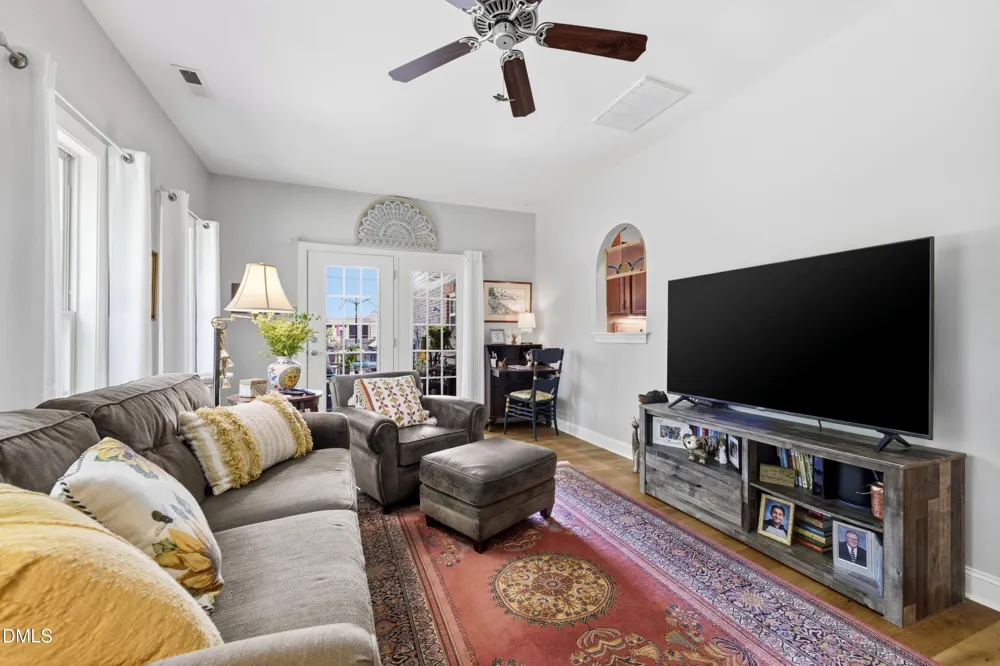 5424 Ggo Drive Greensboro, NC 27406