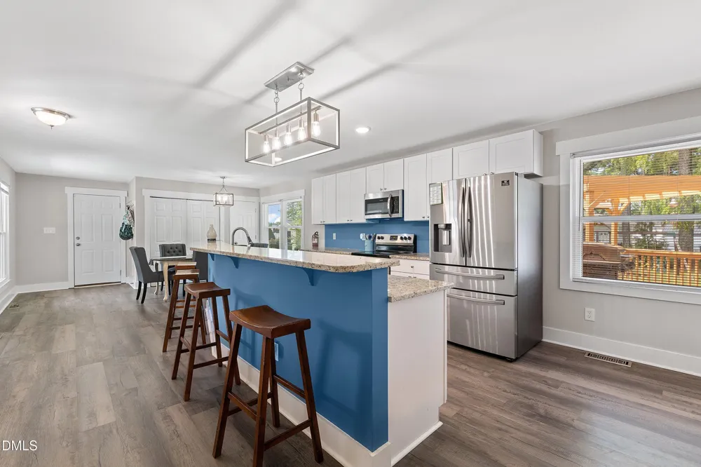 1002 E Maplewood Drive Benson, NC 27504