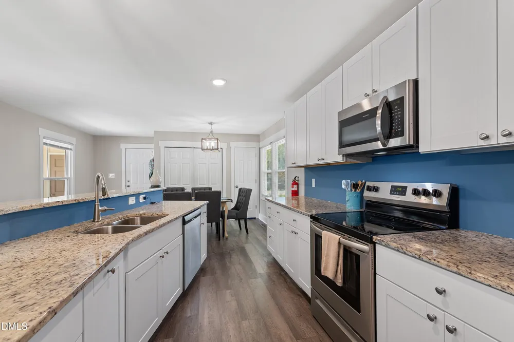 1002 E Maplewood Drive Benson, NC 27504