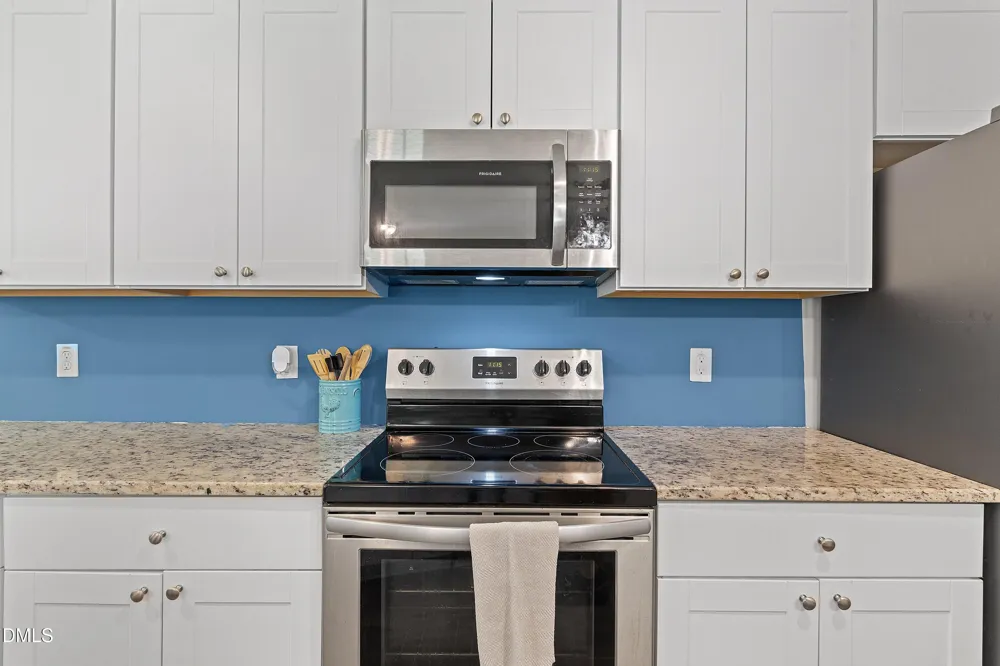 1002 E Maplewood Drive Benson, NC 27504