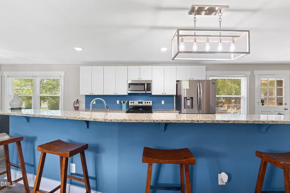 1002 E Maplewood Drive Benson, NC 27504