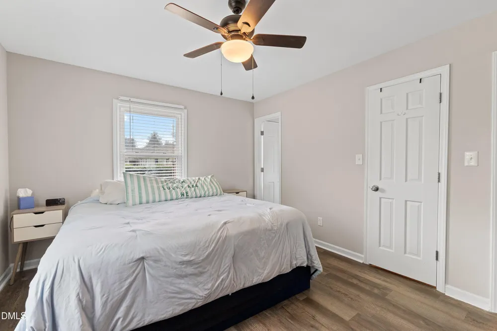 1002 E Maplewood Drive Benson, NC 27504