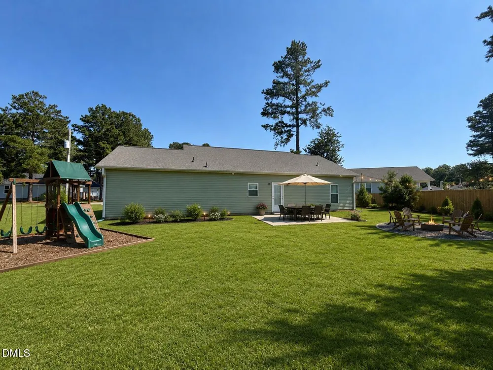 404 S Eastwood Drive Benson, NC 27504