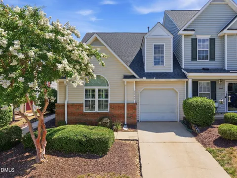 2736 Keswick Way