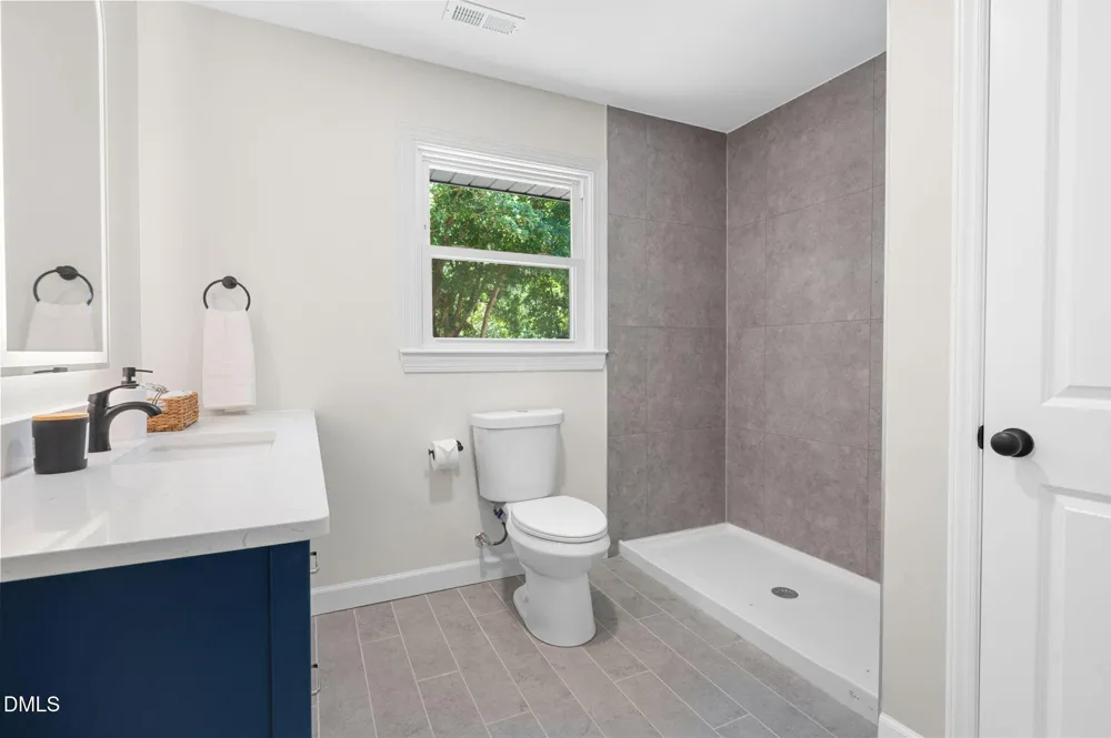 1713 Riverside Drive Hillsborough, NC 27278