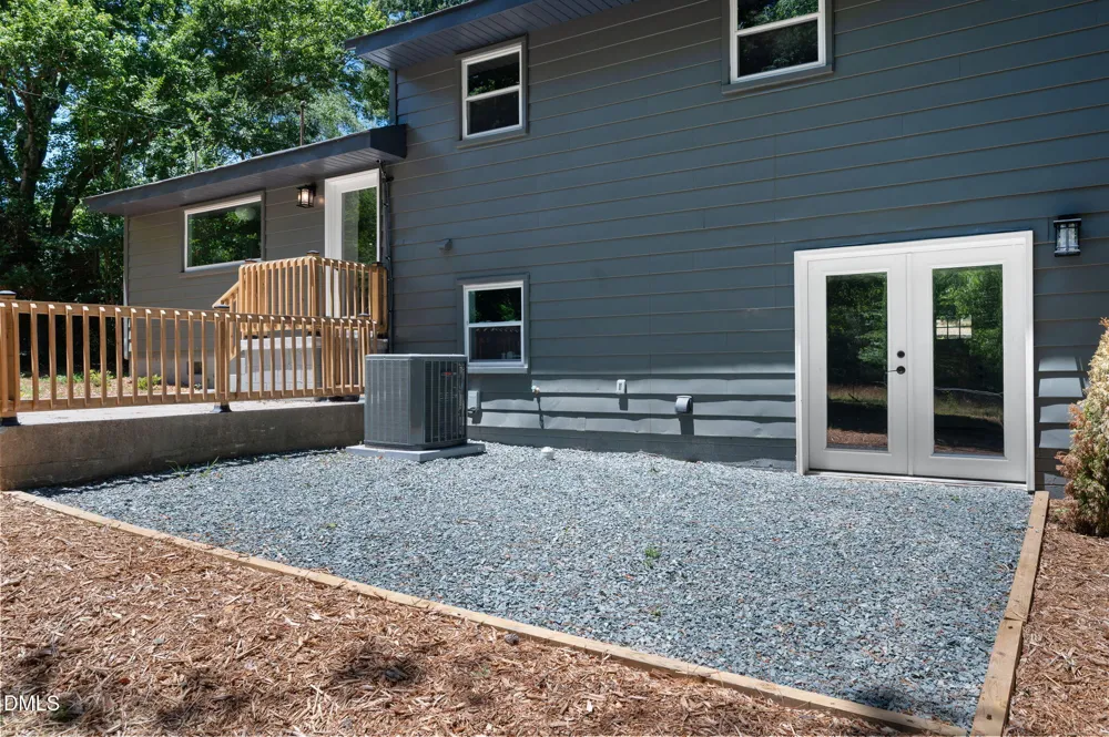 1713 Riverside Drive Hillsborough, NC 27278