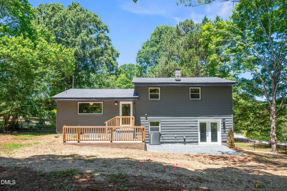 1713 Riverside Drive Hillsborough, NC 27278