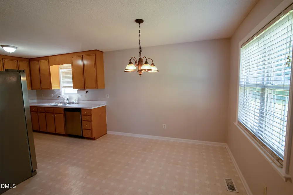 20 Boardwalk Avenue Benson, NC 27504