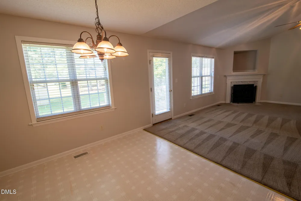 20 Boardwalk Avenue Benson, NC 27504