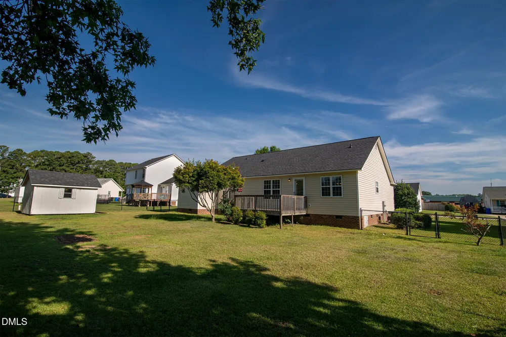 20 Boardwalk Avenue Benson, NC 27504
