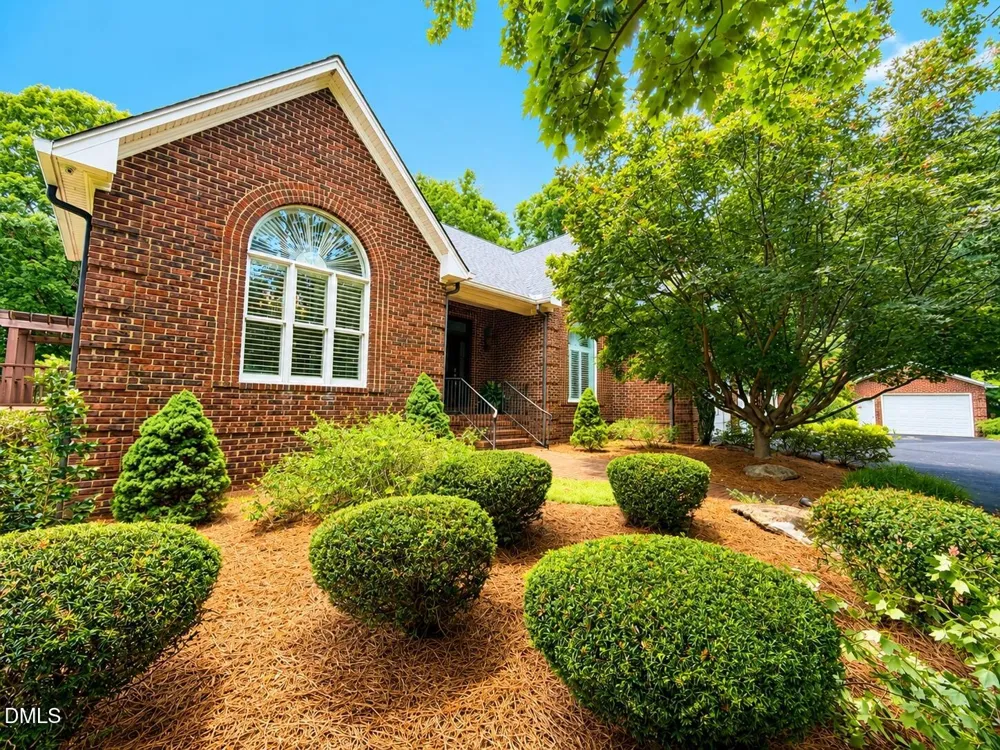 527 Nassau Trail Asheboro, NC 27205