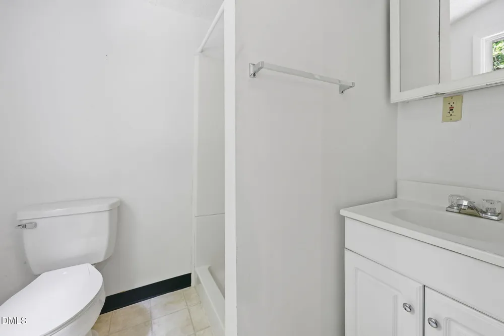 419 Calvary Court Hillsborough, NC 27278