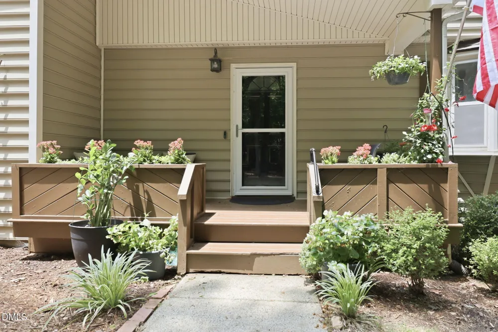 419 Calvary Court Hillsborough, NC 27278