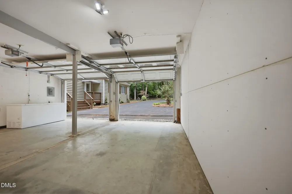 419 Calvary Court Hillsborough, NC 27278