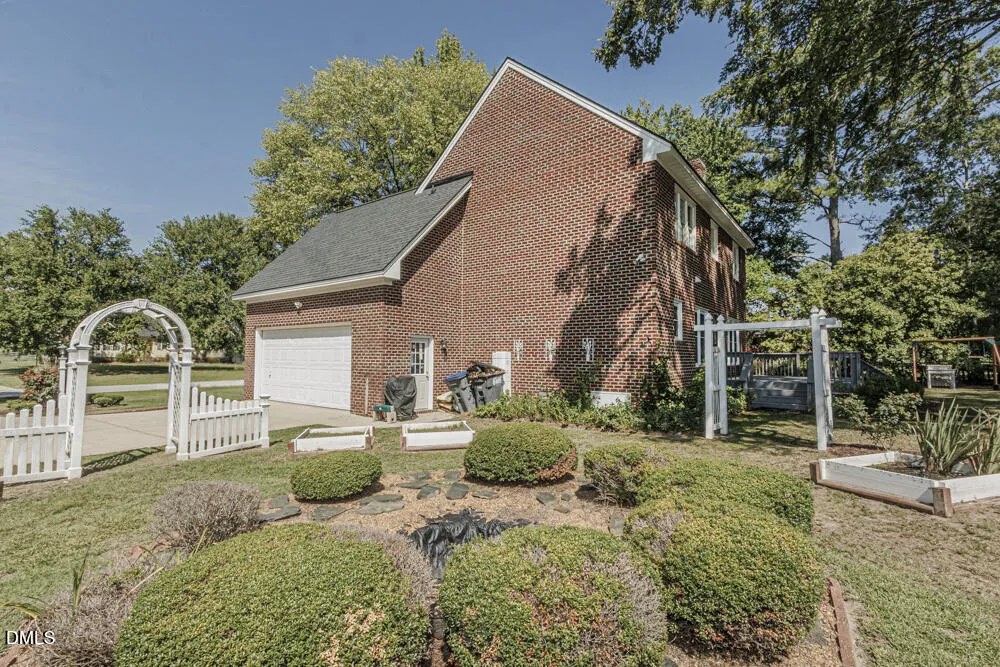 621 Sand Trap Drive Rocky Mount, NC 27804
