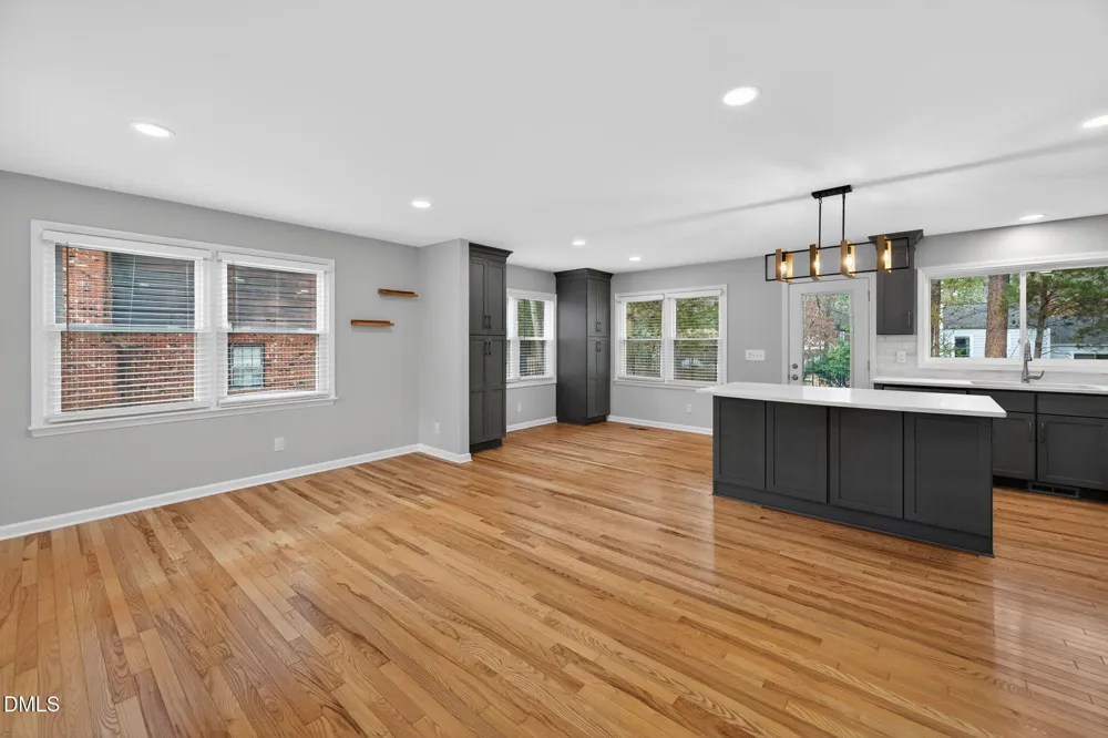 1112 Stonehedge Avenue Durham, NC 27707