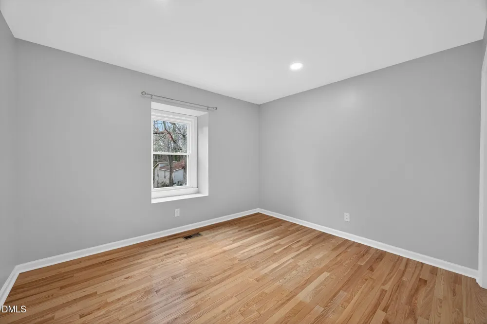 1112 Stonehedge Avenue Durham, NC 27707