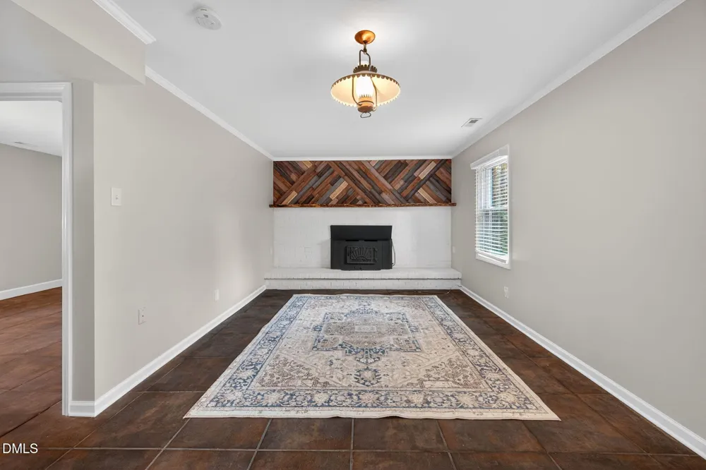 1112 Stonehedge Avenue Durham, NC 27707
