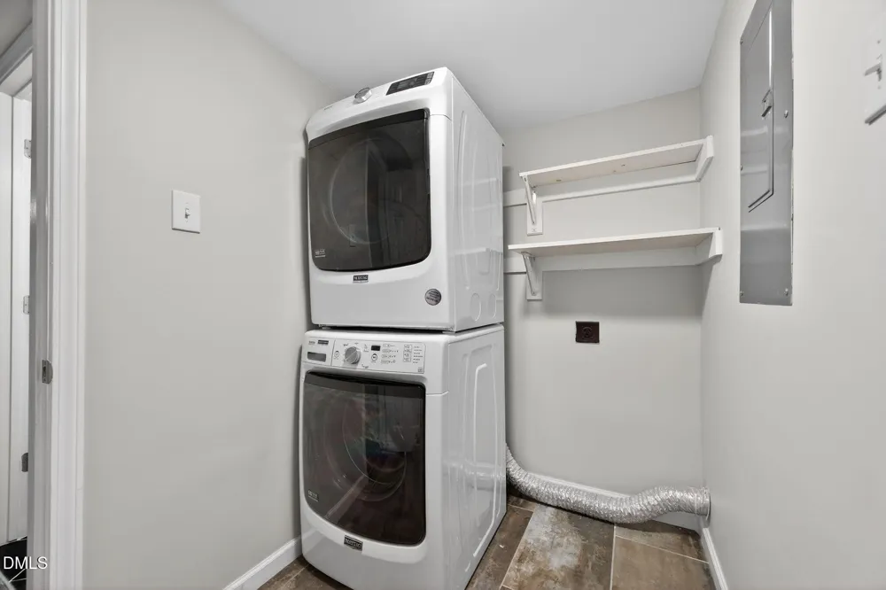 1112 Stonehedge Avenue Durham, NC 27707