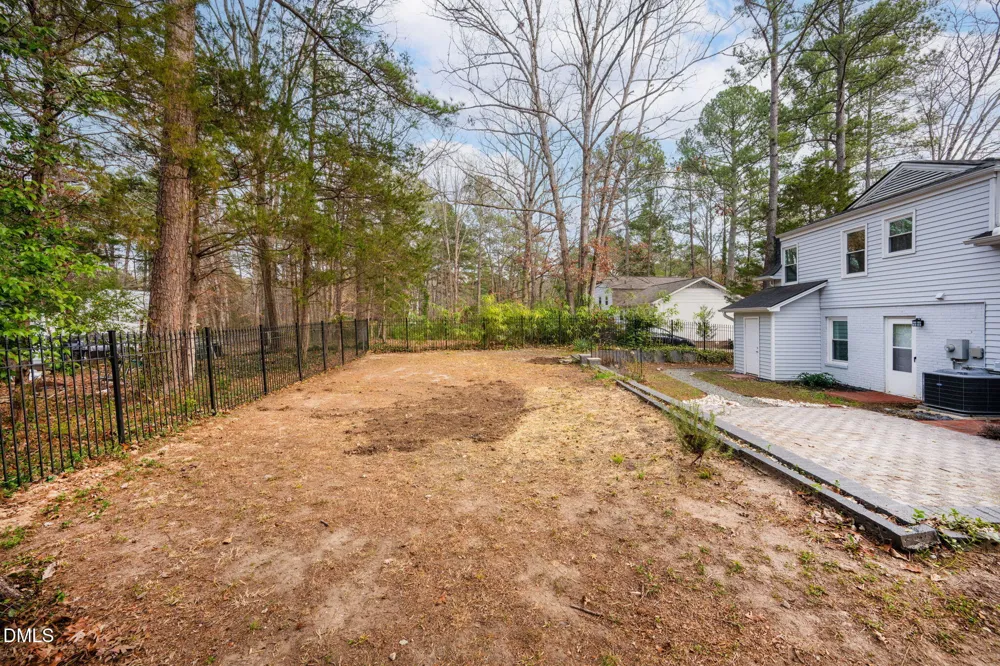 1112 Stonehedge Avenue Durham, NC 27707