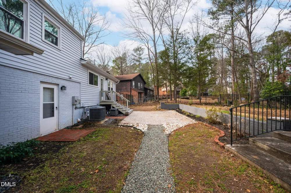 1112 Stonehedge Avenue Durham, NC 27707
