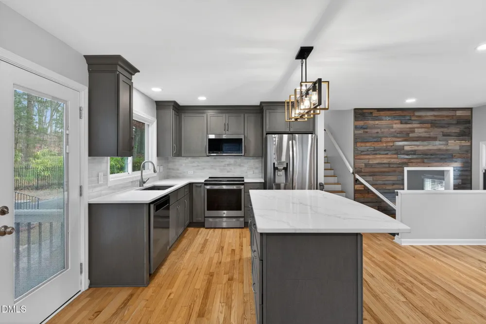 1112 Stonehedge Avenue Durham, NC 27707