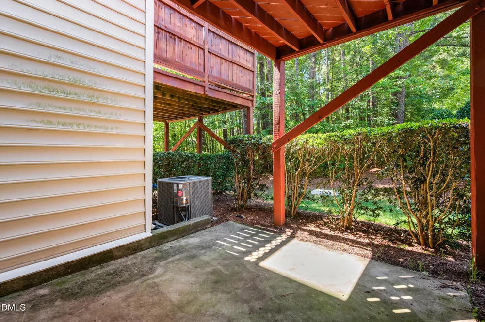 145 Vintage Drive Chapel Hill, NC 27516