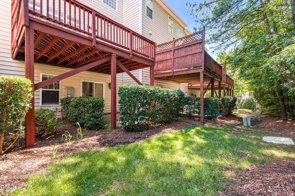 145 Vintage Drive Chapel Hill, NC 27516