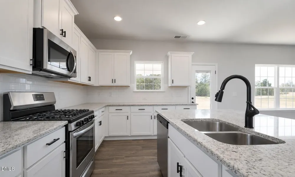 105 Jackson Rdg Way Pikeville, NC 27863