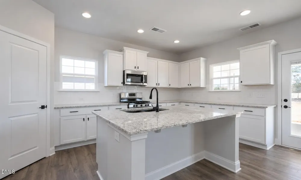 105 Jackson Rdg Way Pikeville, NC 27863