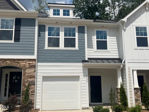 1326 Hammond Drive