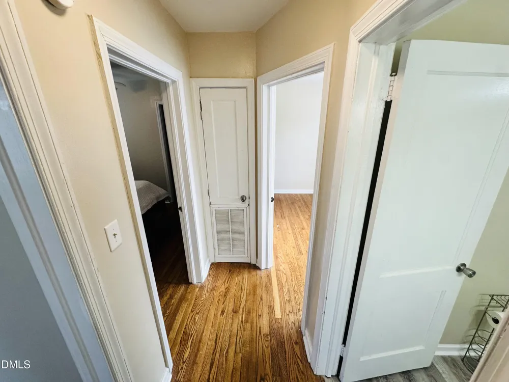1700 Roslyn #27d Burlington, NC 27215