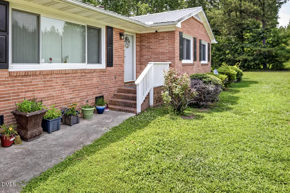 292 Ernest Turner Road Warrenton, NC 27589