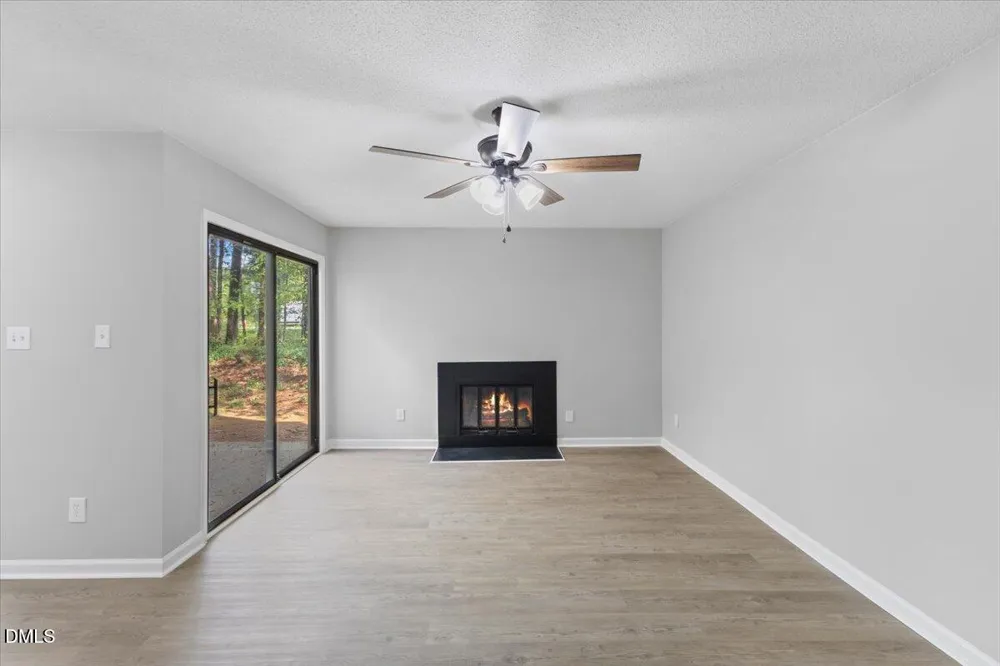 4101 Five Oaks Drive #40 Durham, NC 27707